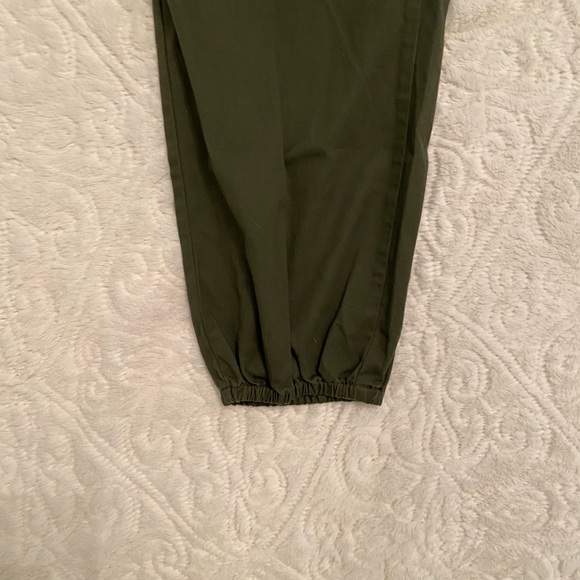 Olive Wild Fable cargo Joggers. Size 16 - Picture 4 of 5